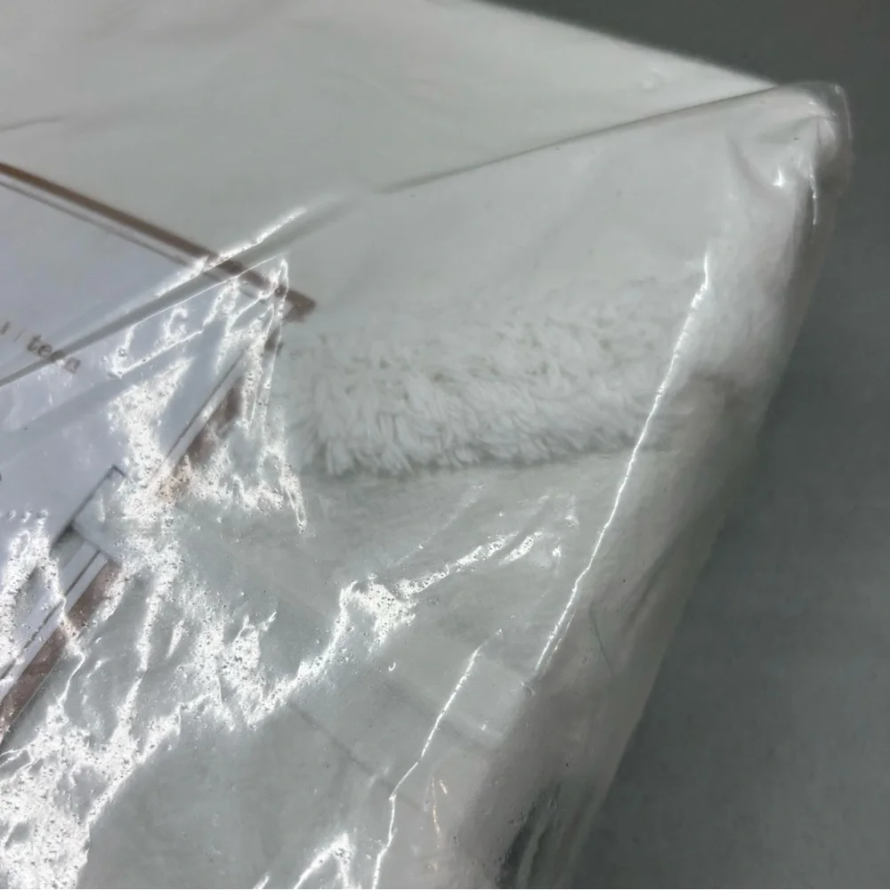 Pottery Barn Ashlyn Tufted Duvet Cover Ivory Twin Bedding